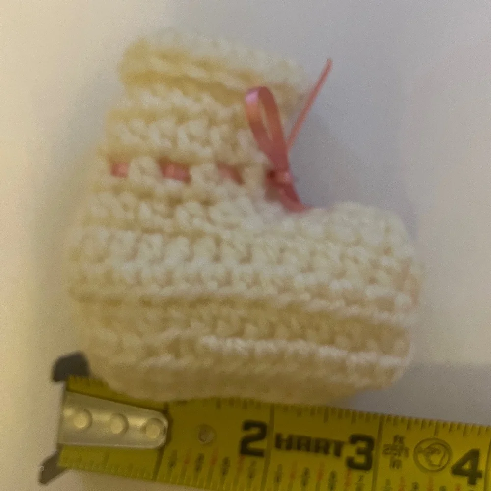NWOT - Handmade Baby Booties Ivory w/Pink Ribbon Ties - Size 0-2 Months